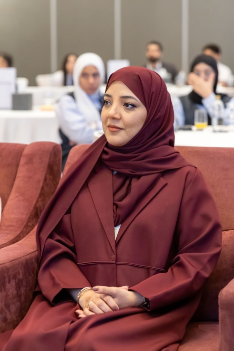 فعالية "هاكاثون الأفكار"، التي تضمنت مناظرة بعنوان "أثر الذكاء الاصطناعي على مهارات الإنسان"