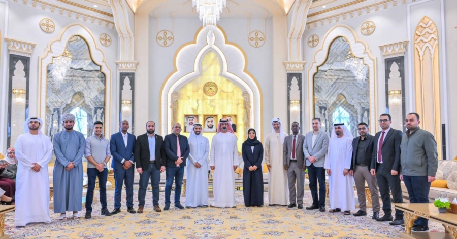 عمار بن حميد.. يستقبل منتسبي برنامج «قيادات حكومات المستقبل في العالم العربي»